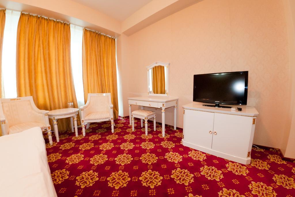 Complex Aristrocratos Ξενοδοχείο Mamaia Εξωτερικό φωτογραφία
